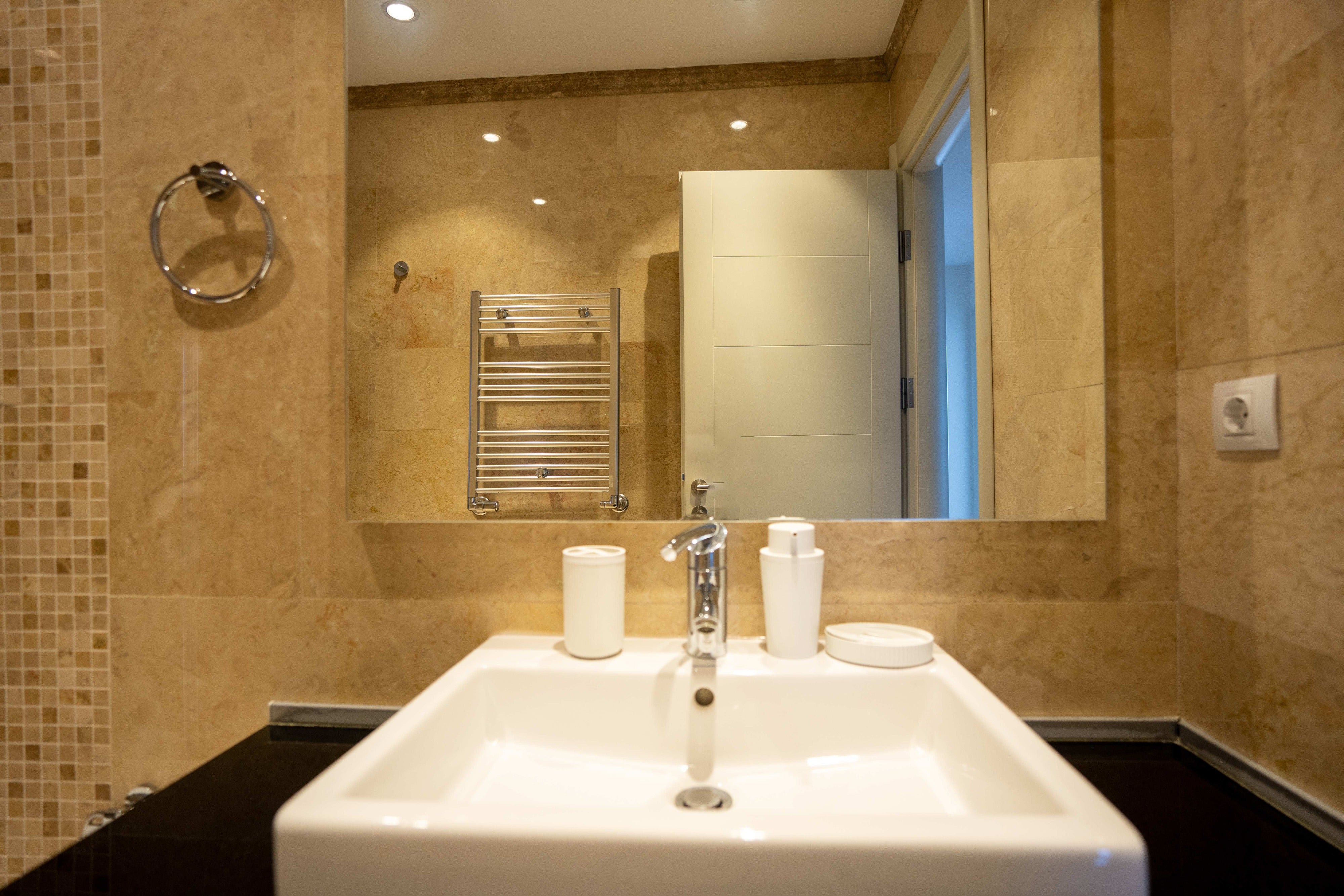 Banyo 2